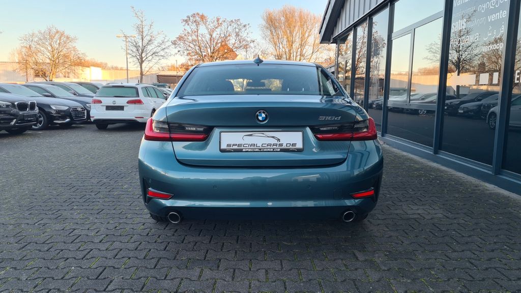 BMW 318 2020