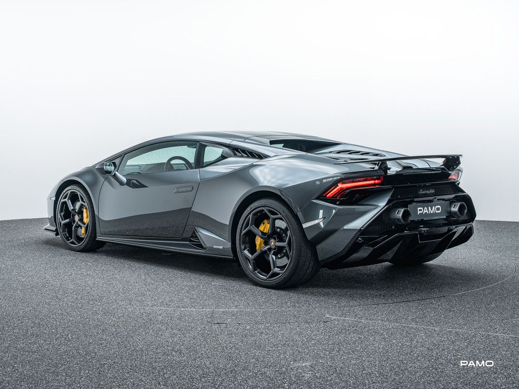 Lamborghini Huracán 2023
