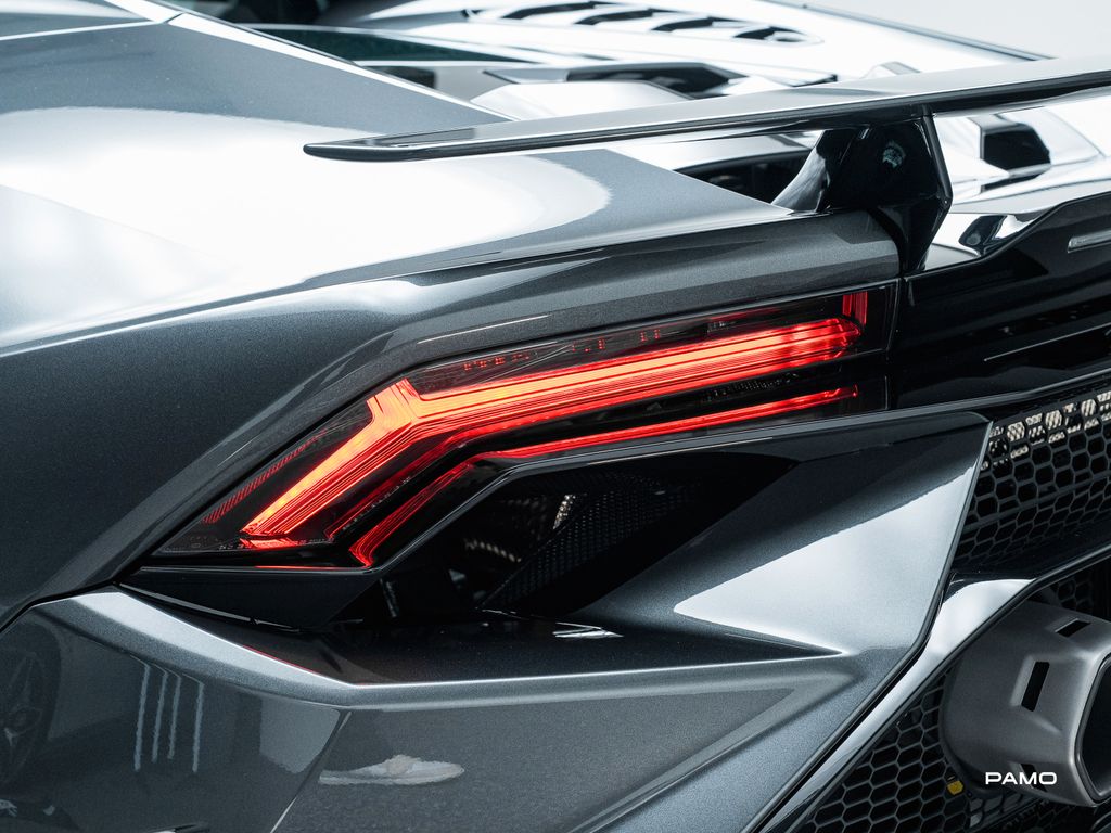 Lamborghini Huracán 2023