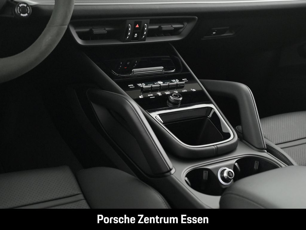 Porsche Cayenne 2024