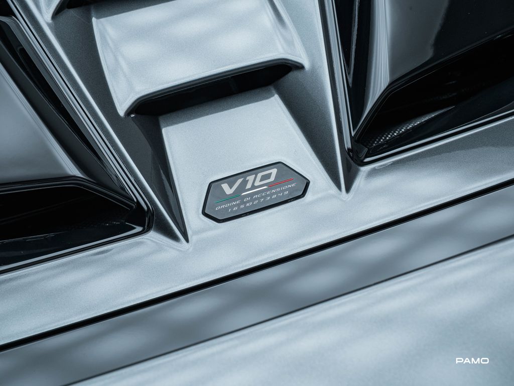 Lamborghini Huracán 2023