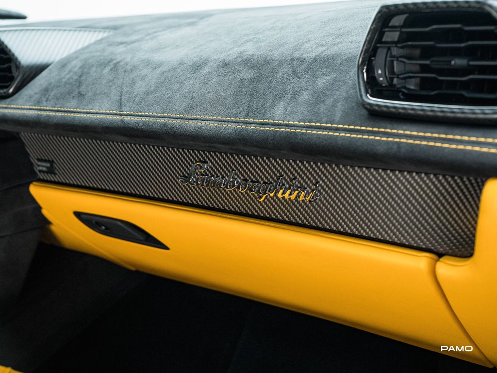 Lamborghini Huracán 2023