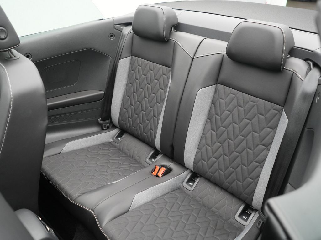 Volkswagen T-Roc 2025