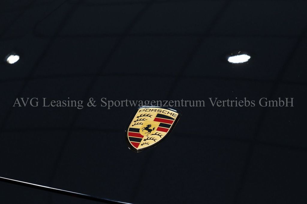 Porsche 992 2021
