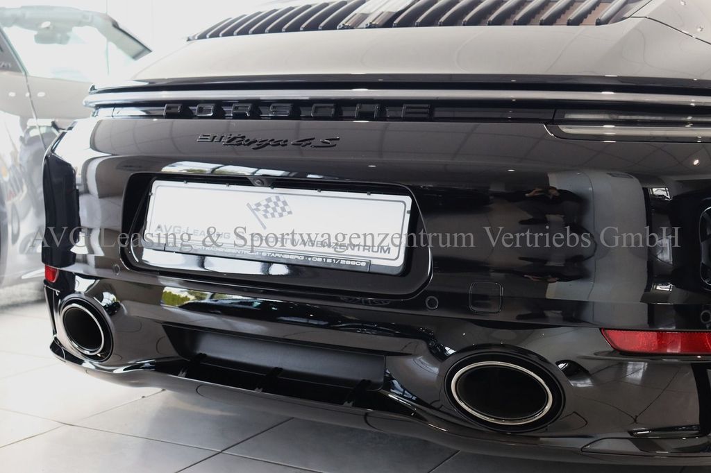 Porsche 992 2021