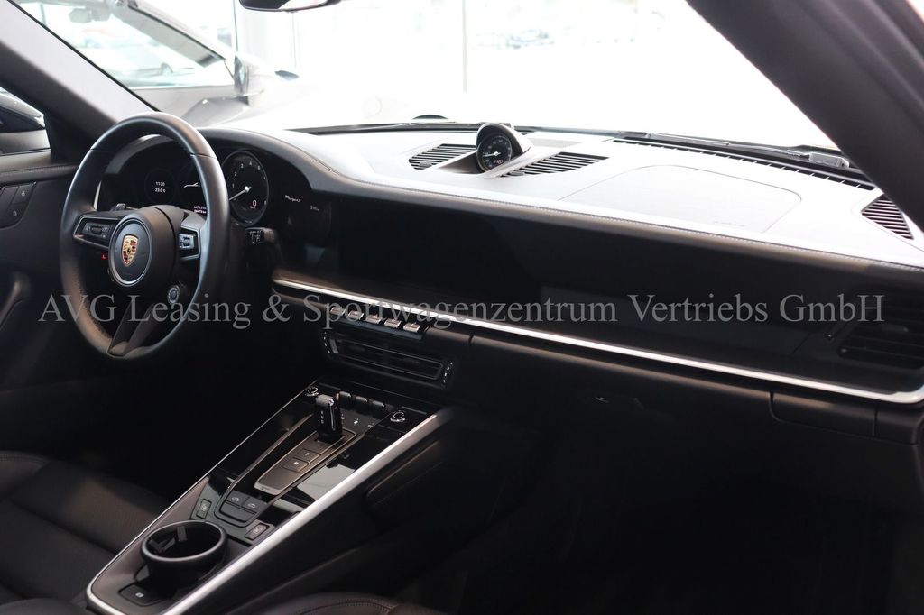 Porsche 992 2021