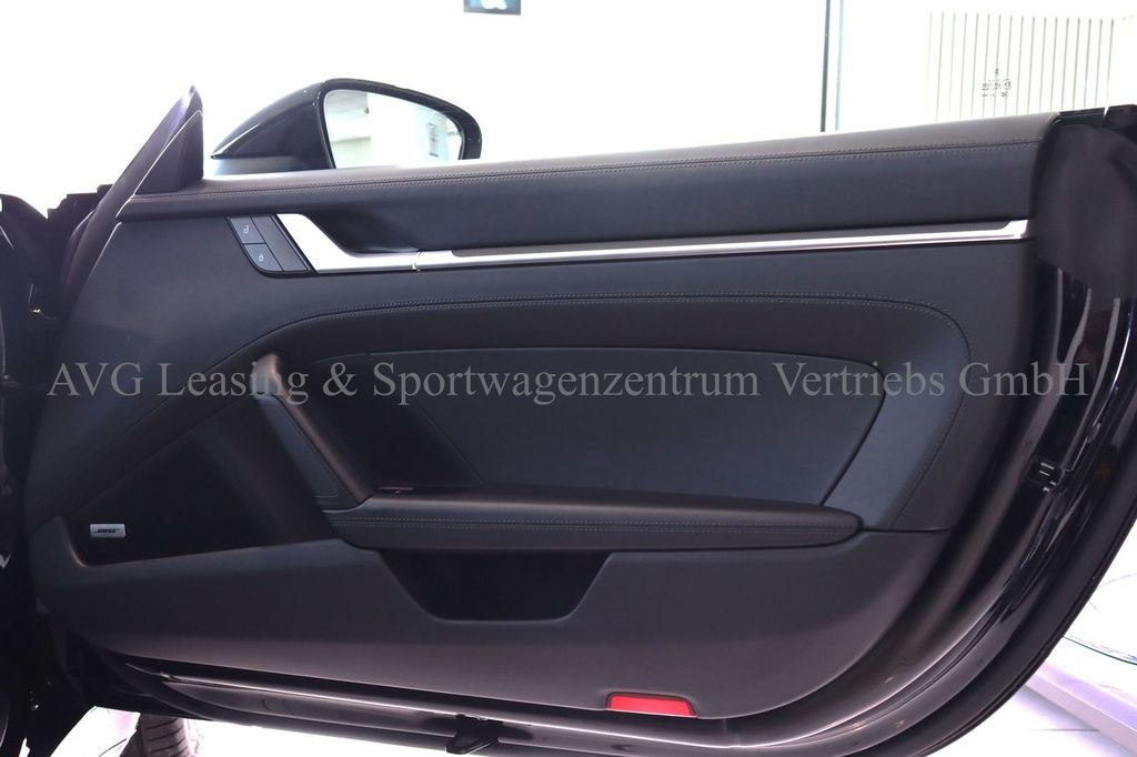 Porsche 992 2021