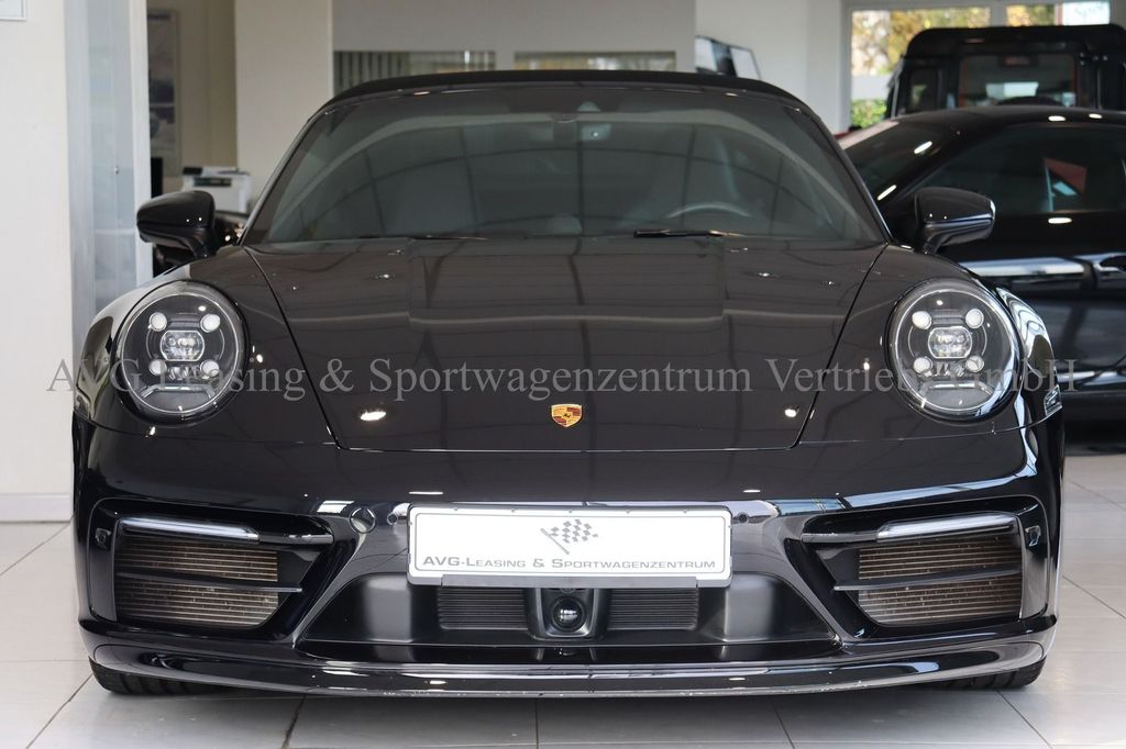 Porsche 992 2021