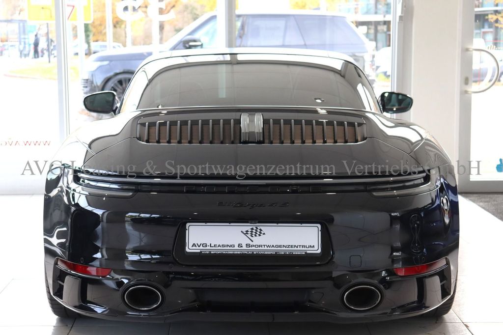 Porsche 992 2021