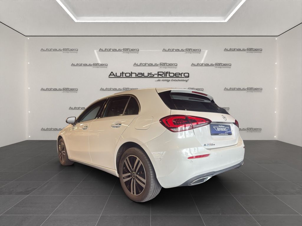 Mercedes-Benz A 250 2022