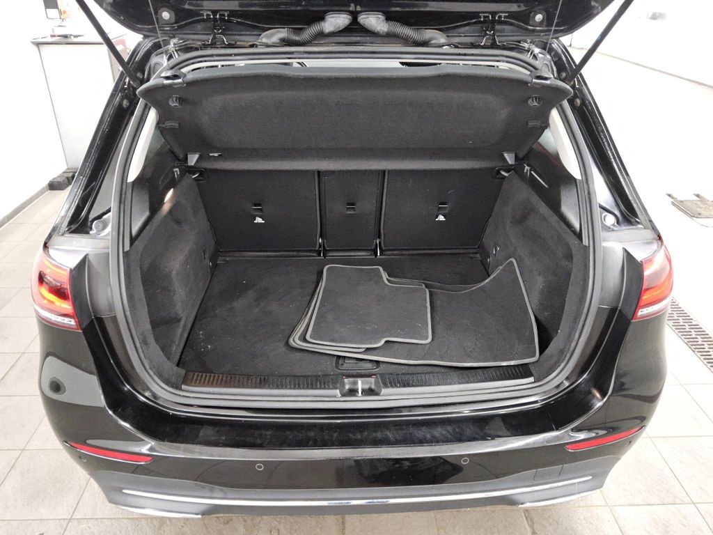 Mercedes-Benz B 250 2022