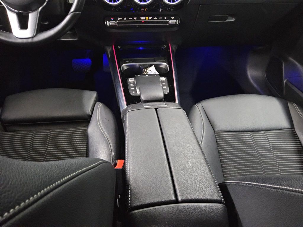 Mercedes-Benz B 250 2022