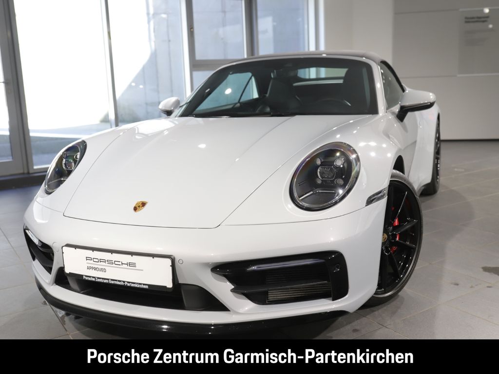 Porsche 992 2023