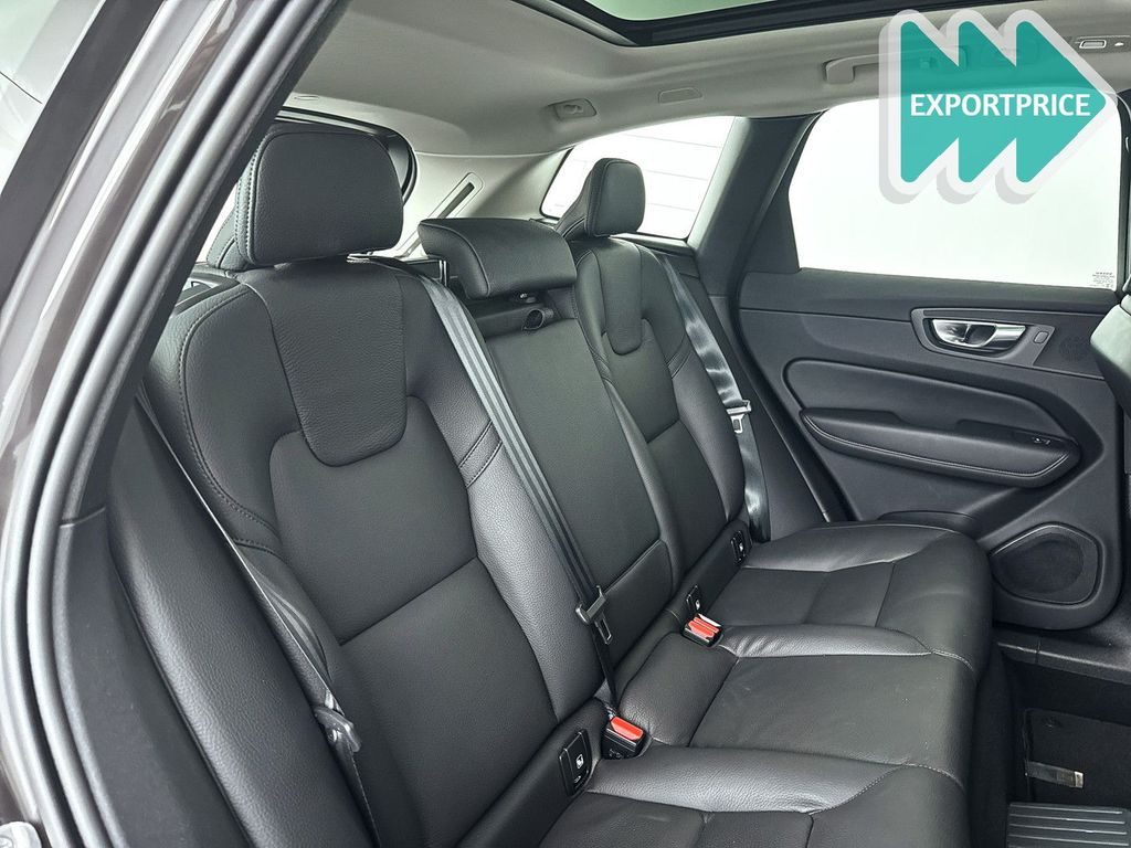 Volvo XC60 2025