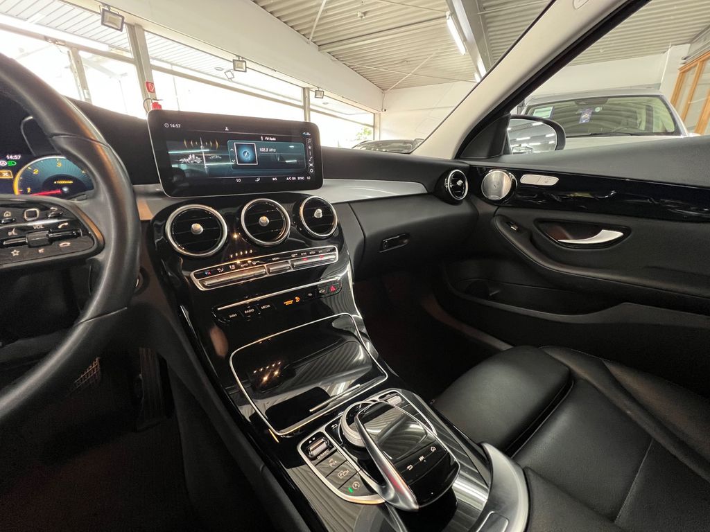 Mercedes-Benz C 200 2021