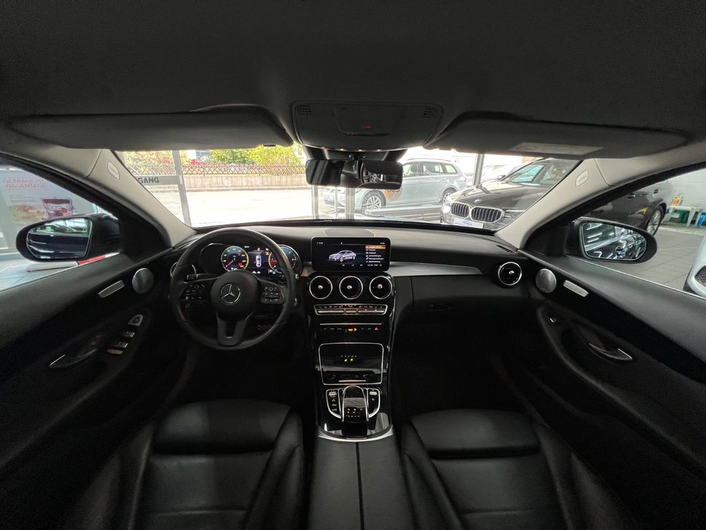 Mercedes-Benz C 200 2021