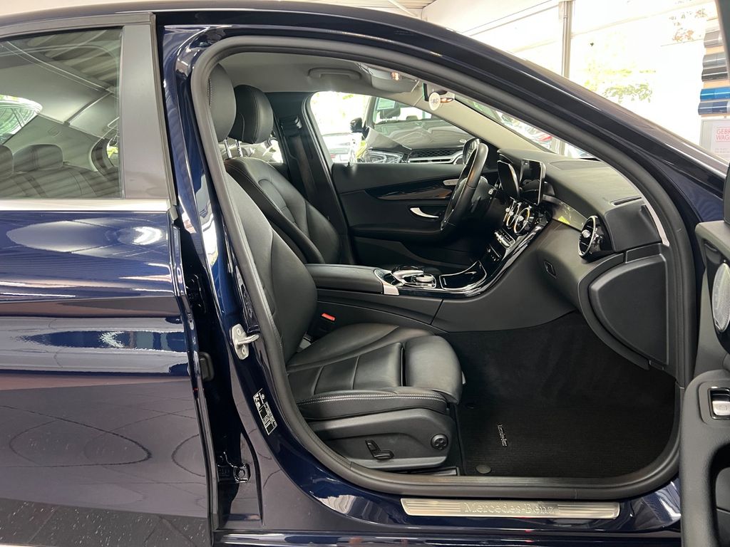 Mercedes-Benz C 200 2021