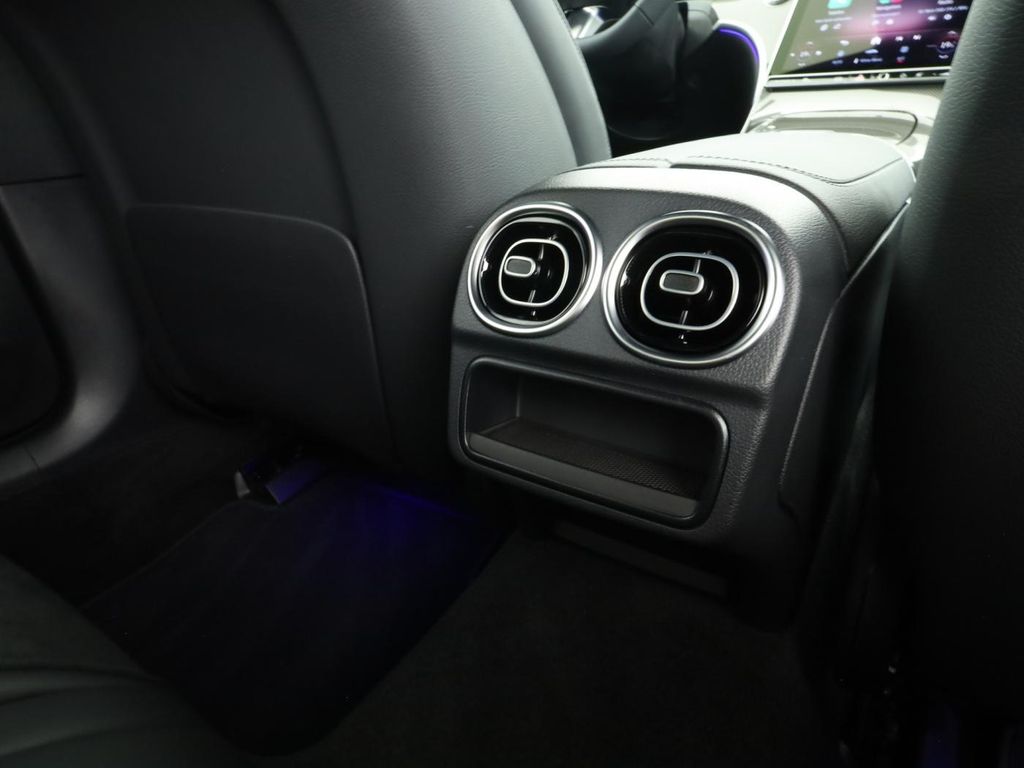 Mercedes-Benz C 220 2025