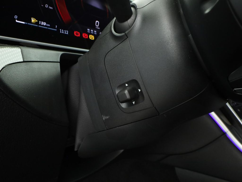 Mercedes-Benz C 220 2025