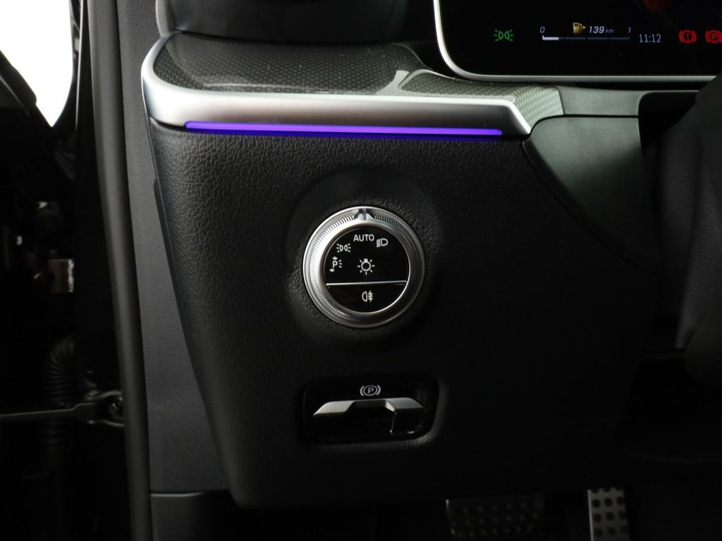 Mercedes-Benz C 220 2025