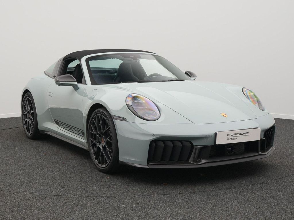 Porsche 992 2025
