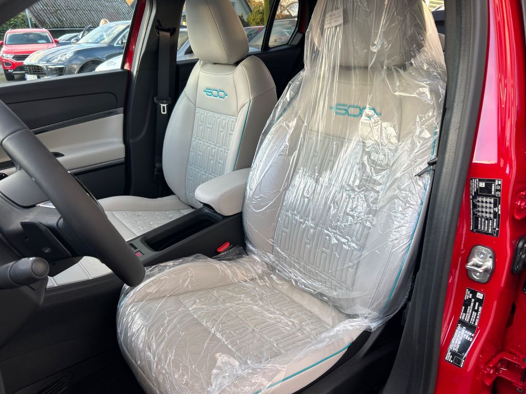 Fiat 600 2025