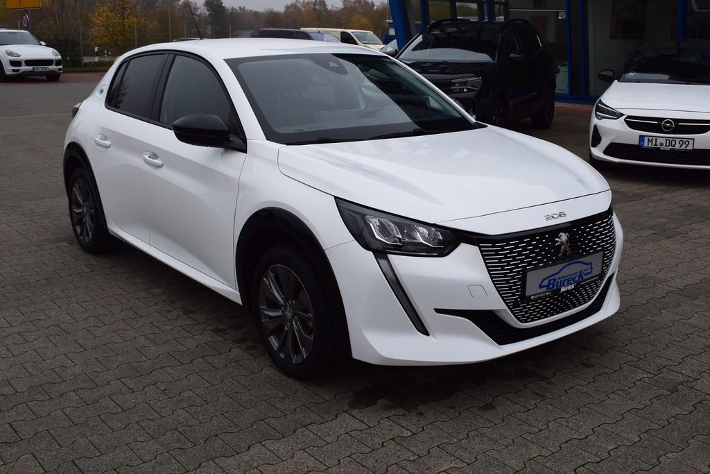 Peugeot 208 2023