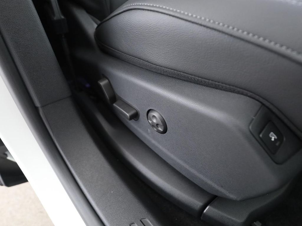 DS Automobiles DS7 (Crossback) 2021