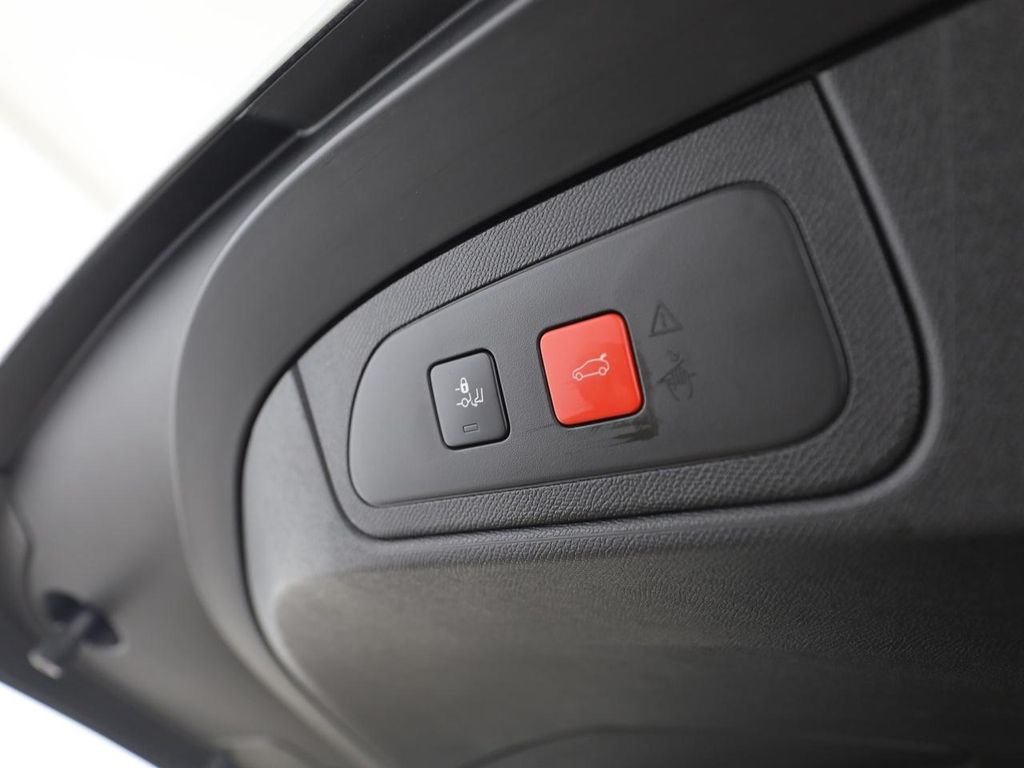 DS Automobiles DS7 (Crossback) 2021