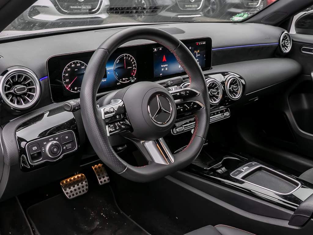 Mercedes-Benz A 250 2024