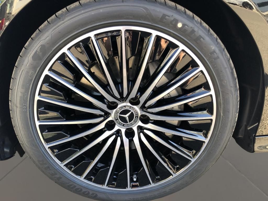 Mercedes-Benz CLE 220 2025