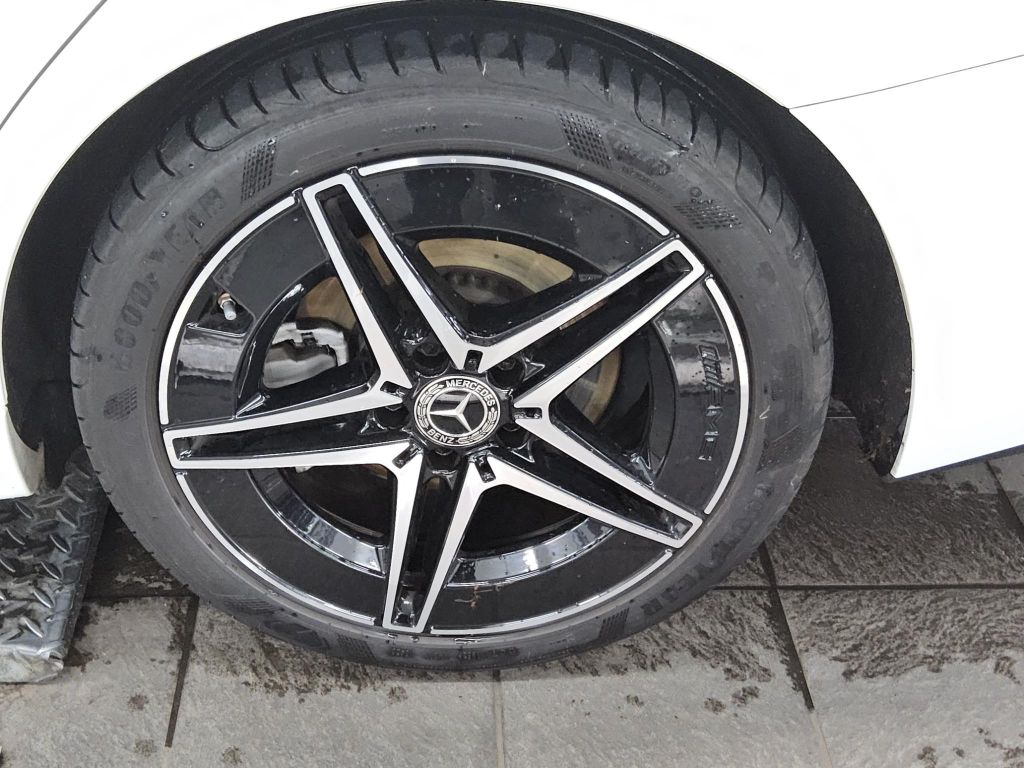 Mercedes-Benz C 200 2023