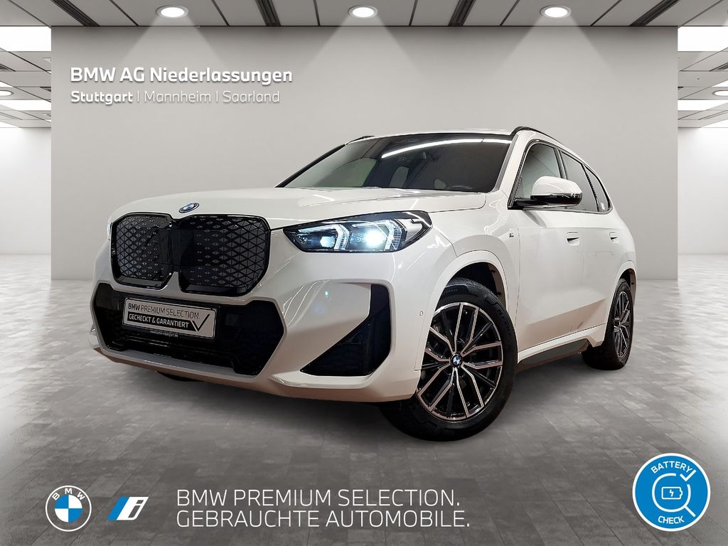 BMW iX1 2023