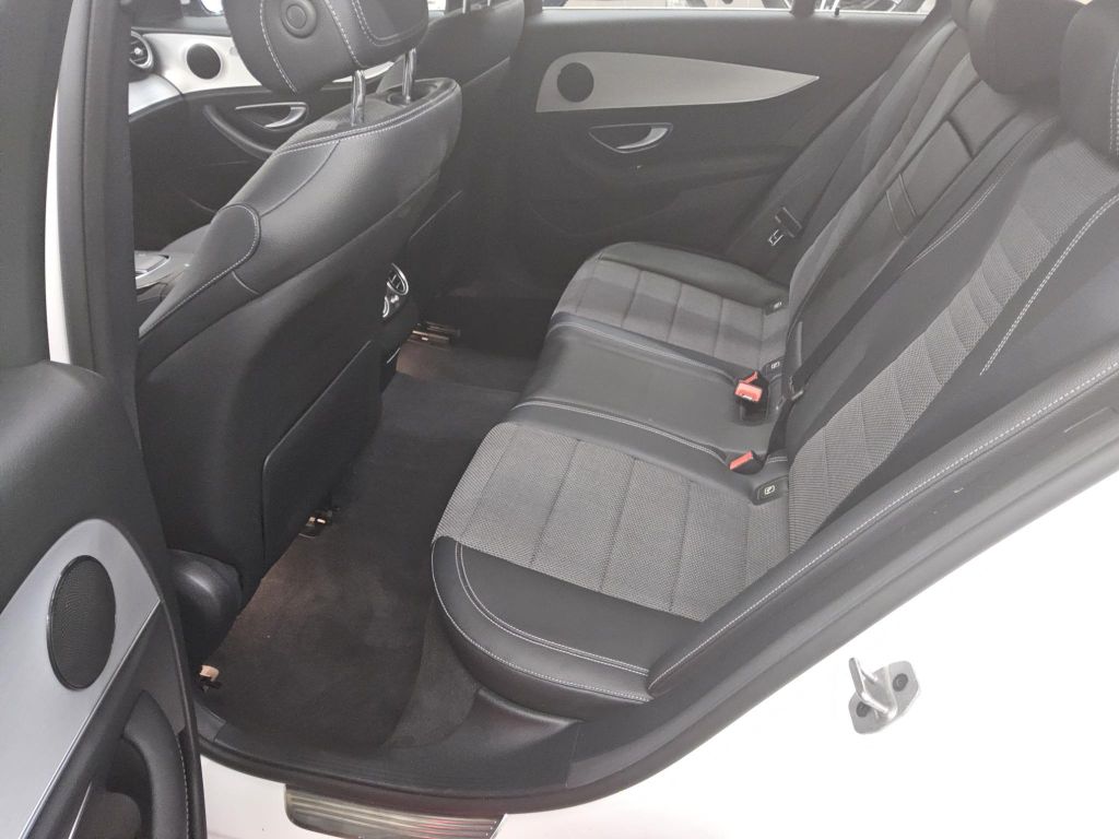 Mercedes-Benz E 300 2022