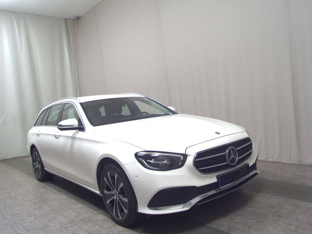 Mercedes-Benz E 300 2022