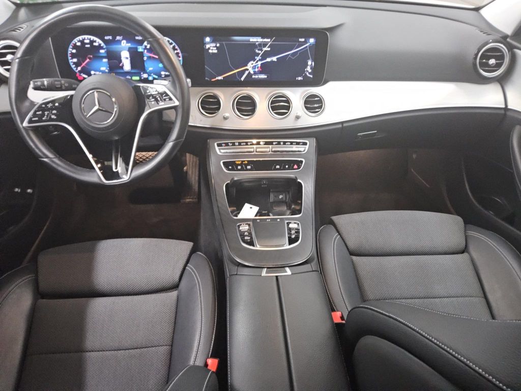 Mercedes-Benz E 300 2022