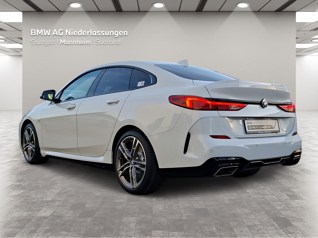 BMW M235 2022