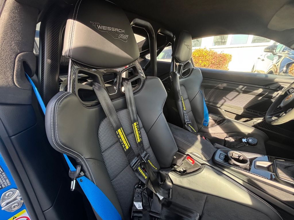 Porsche 992 2023