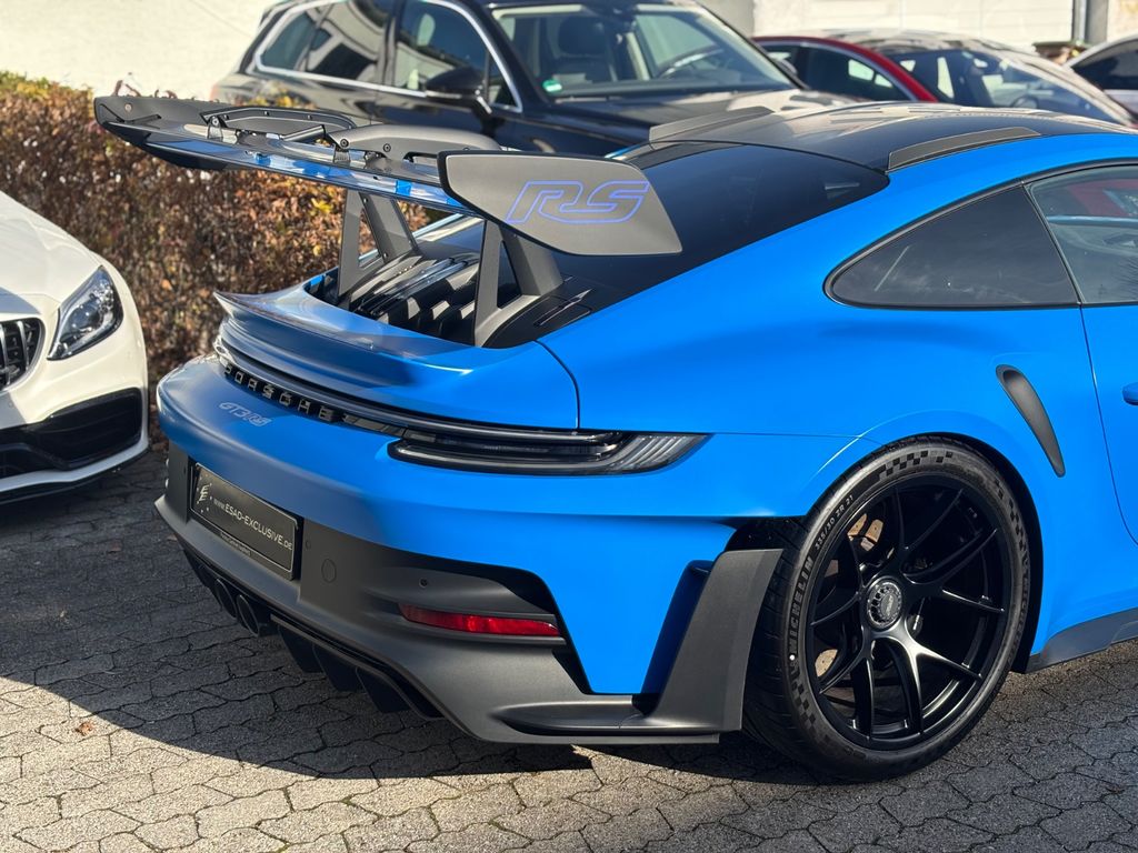 Porsche 992 2023
