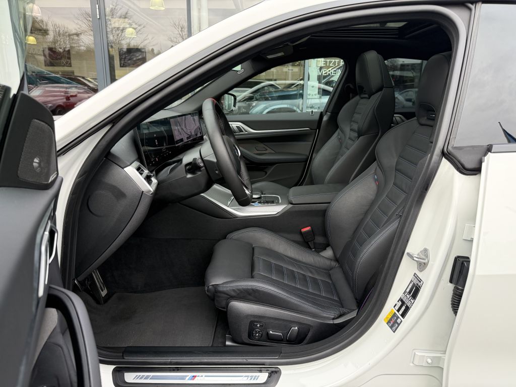 BMW i4 2025