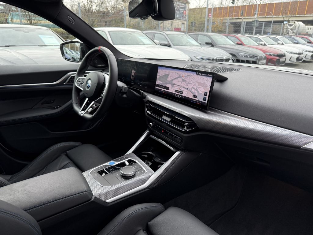 BMW i4 2025