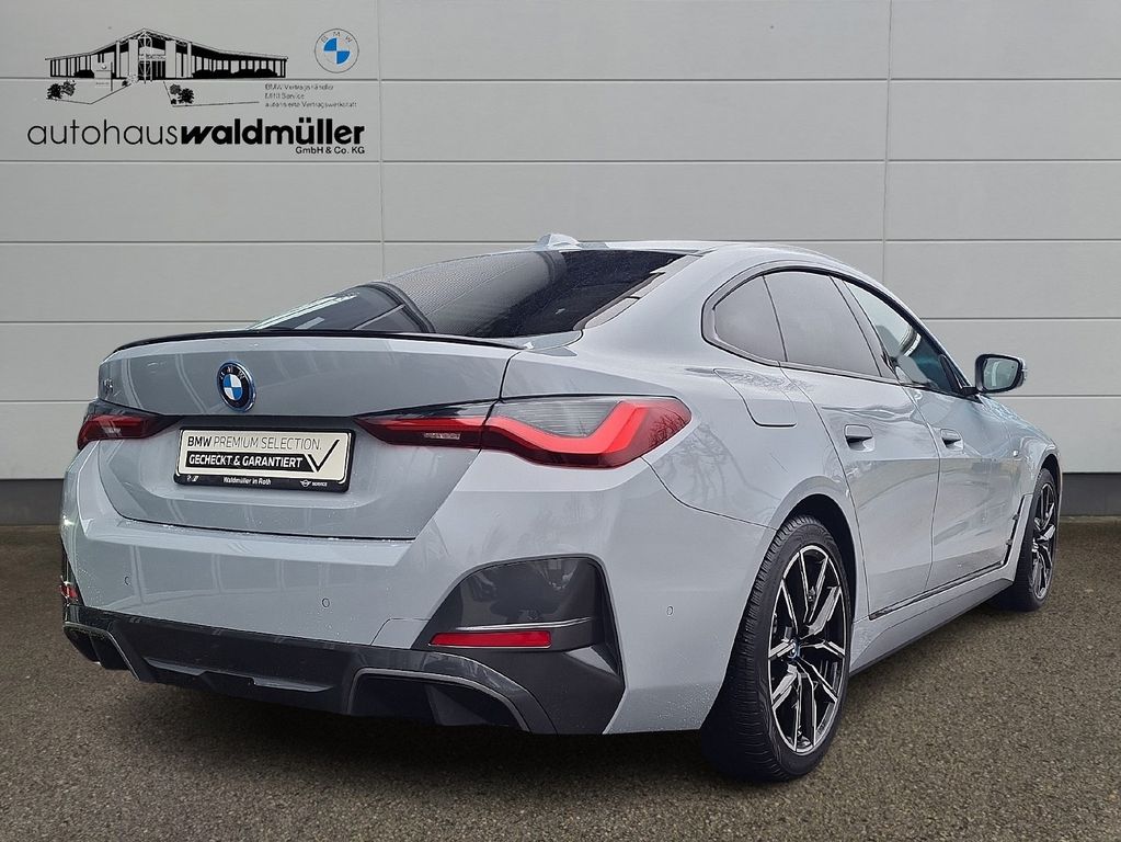 BMW i4 2023