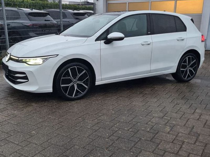 Volkswagen Golf 2024