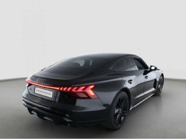 Audi e-tron GT 2025
