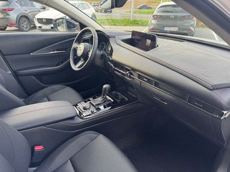 Mazda CX-30 2025