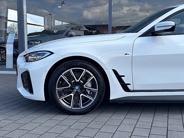 BMW i4 2024