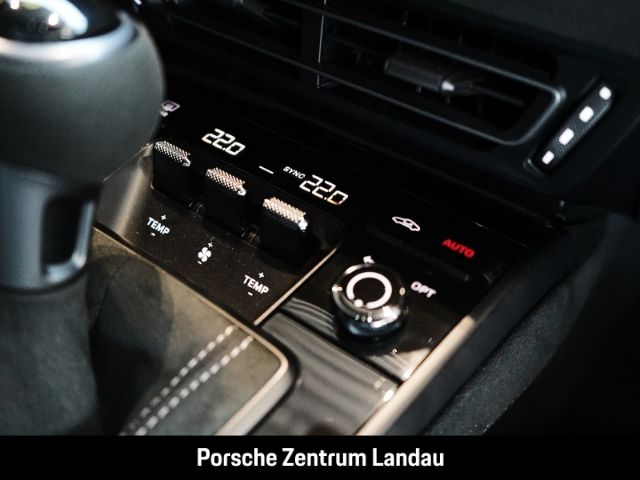 Porsche 992 2022