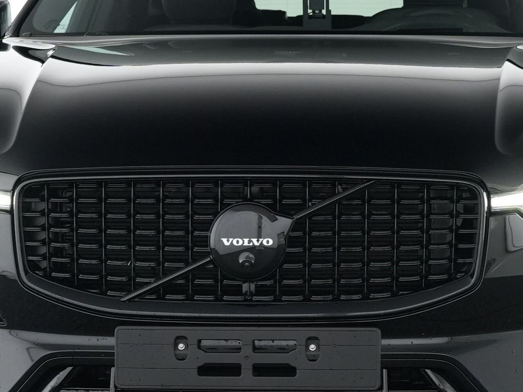 Volvo XC60 2025