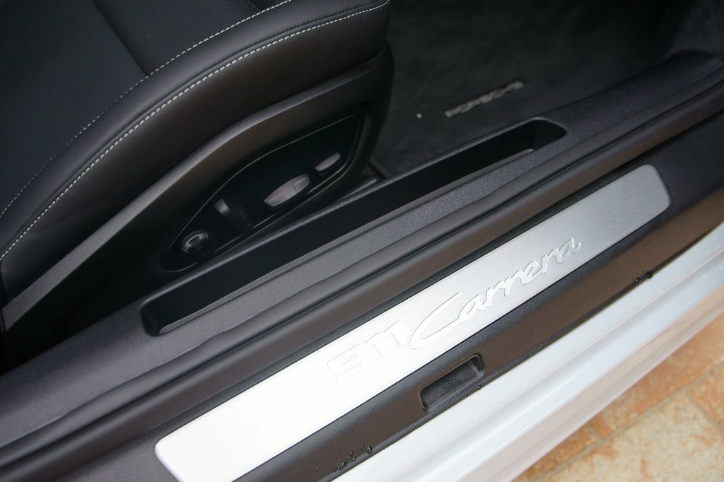 Porsche 992 2025