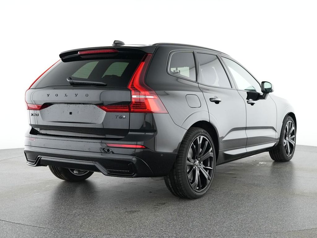 Volvo XC60 2025